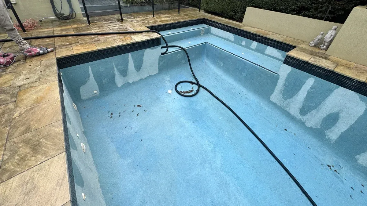ivanhoe fully tiled pool renovation before and after